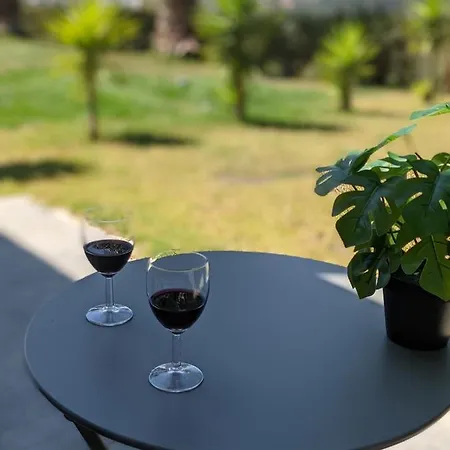 Entre Pomares Tatil Evi