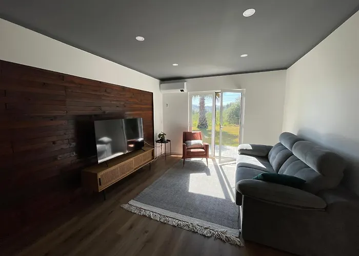 Entre Pomares Casa de Férias Alcobaça