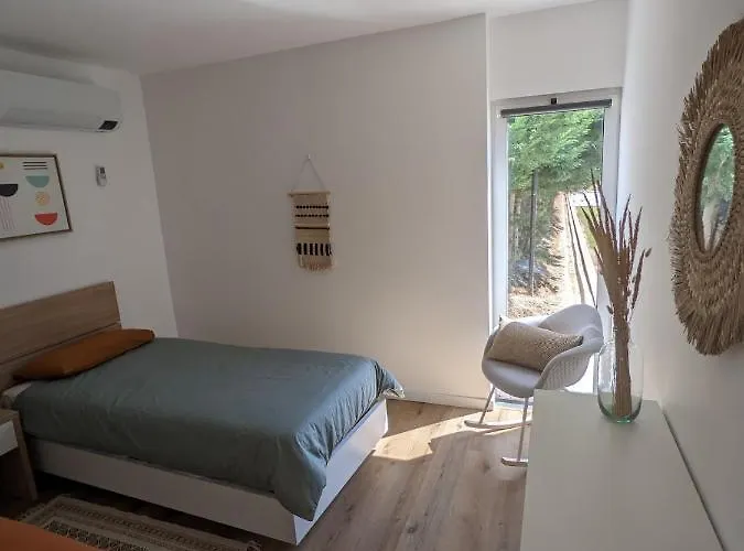 Entre Pomares Casa de Férias